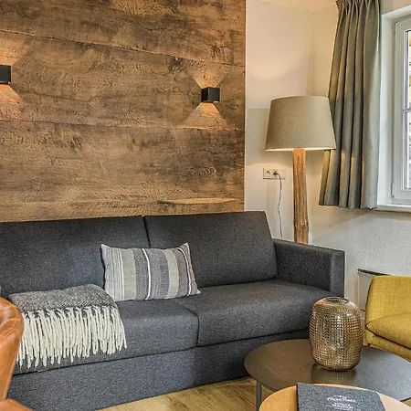Schoene Ferienwohnung Viehofen 아파트 *